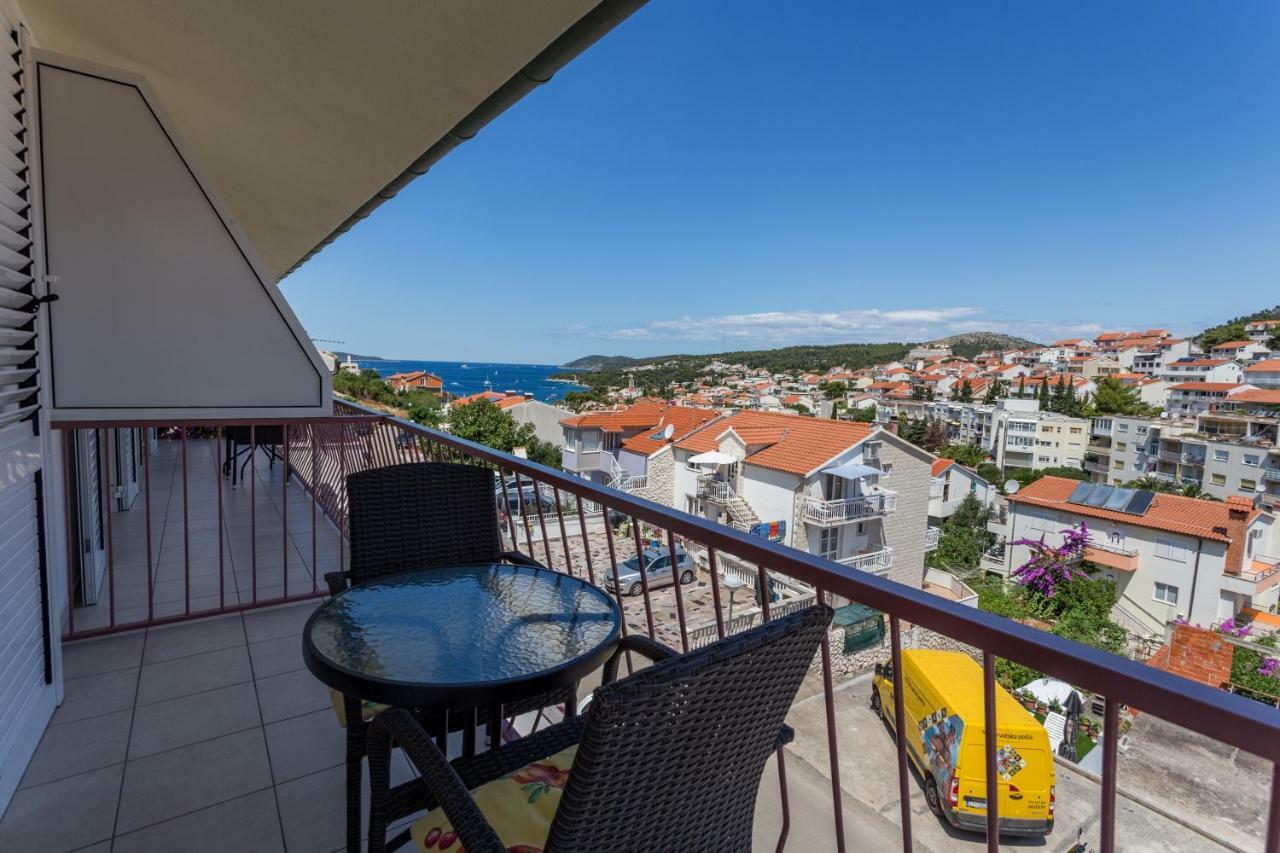 Apartments Sanja Hvar Town Esterno foto