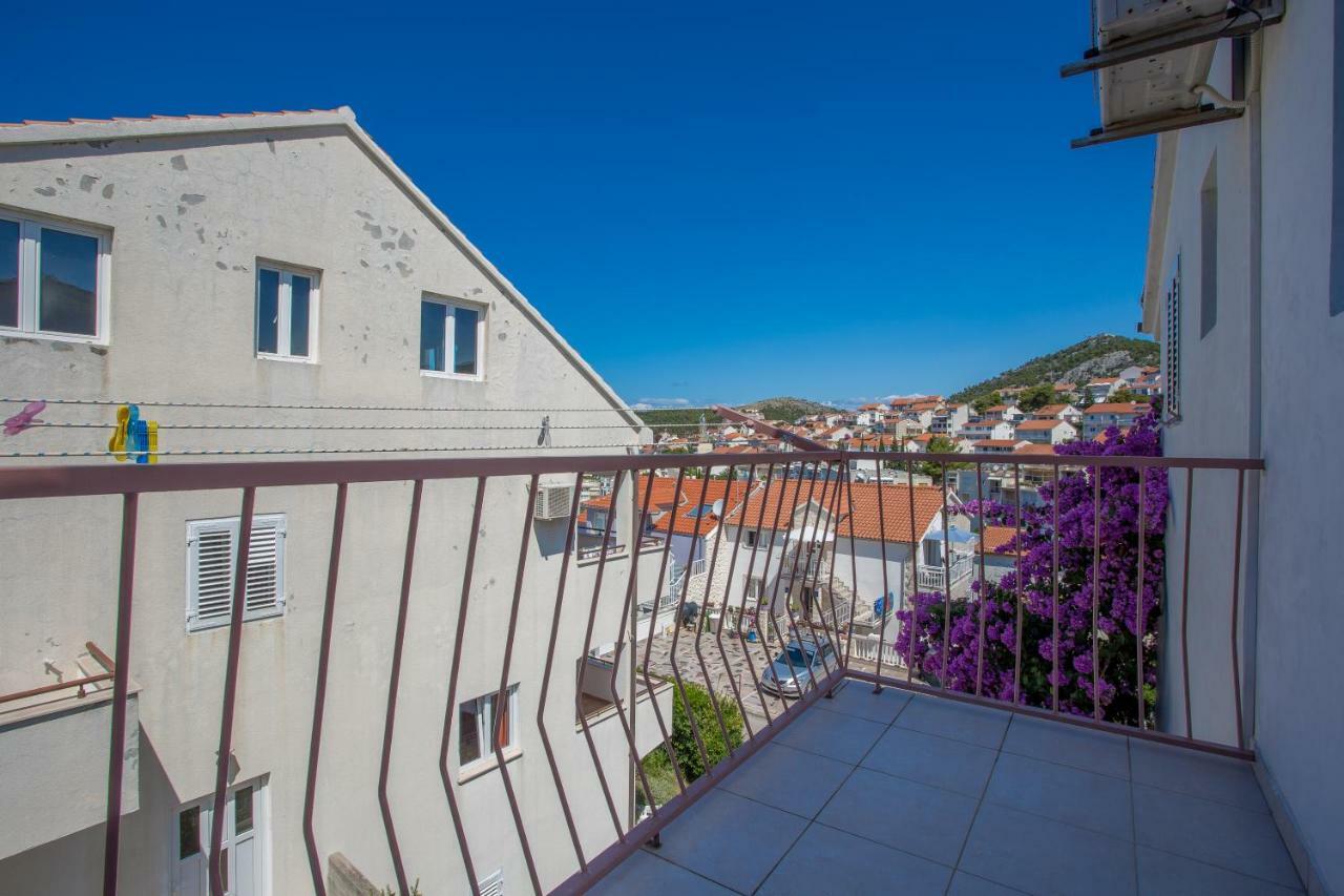 Apartments Sanja Hvar Town Esterno foto