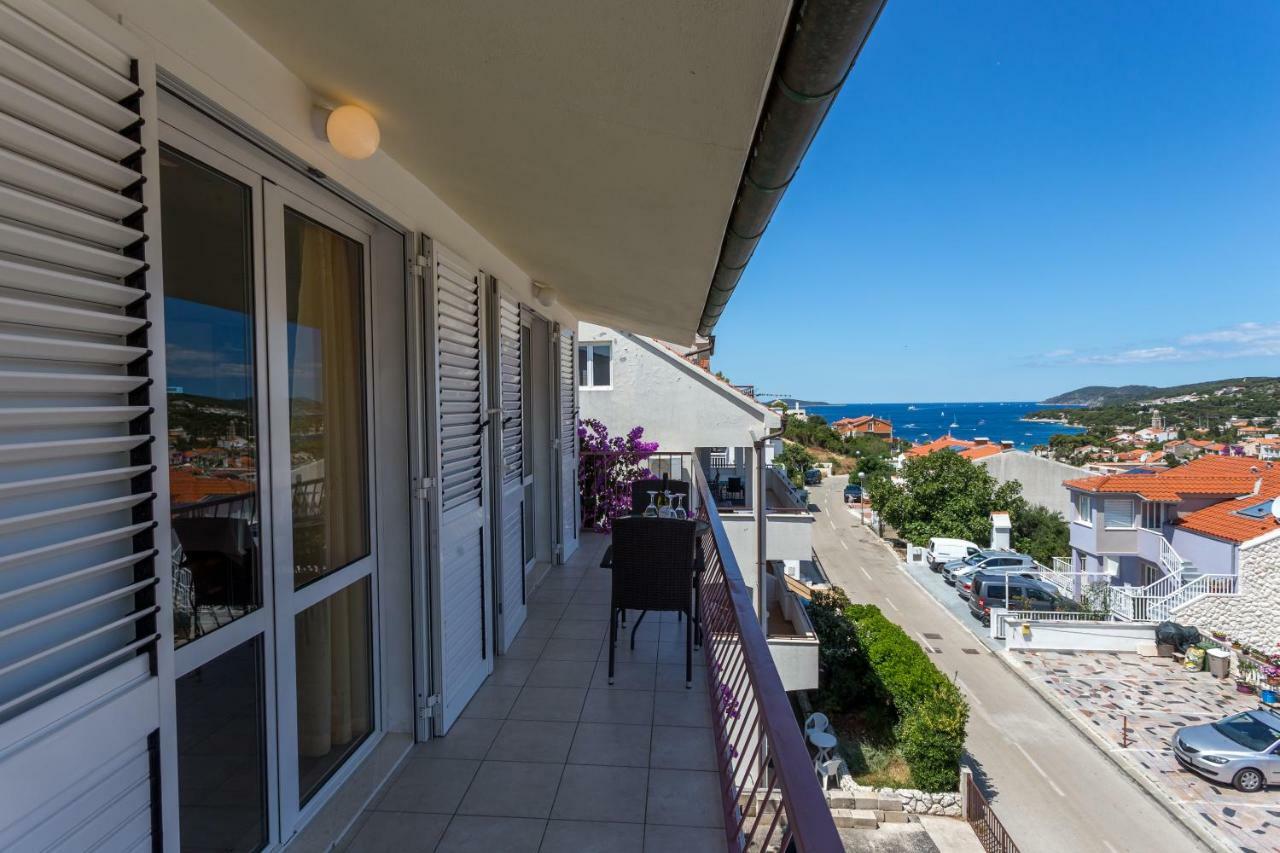 Apartments Sanja Hvar Town Esterno foto