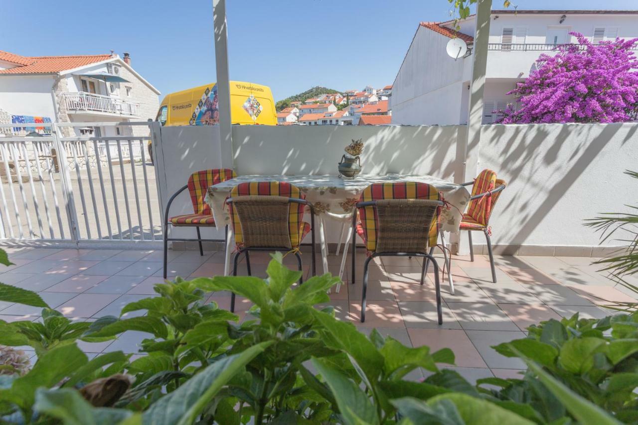 Apartments Sanja Hvar Town Esterno foto